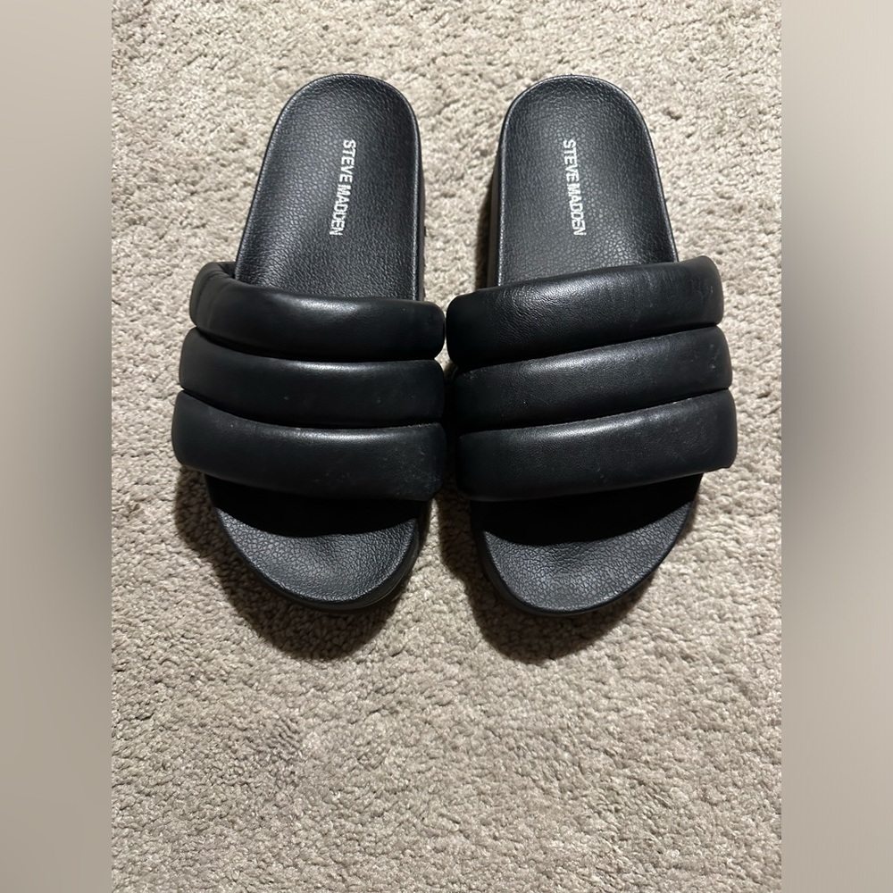 Steven madden puffer slide